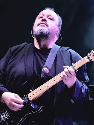 Steve Rothery